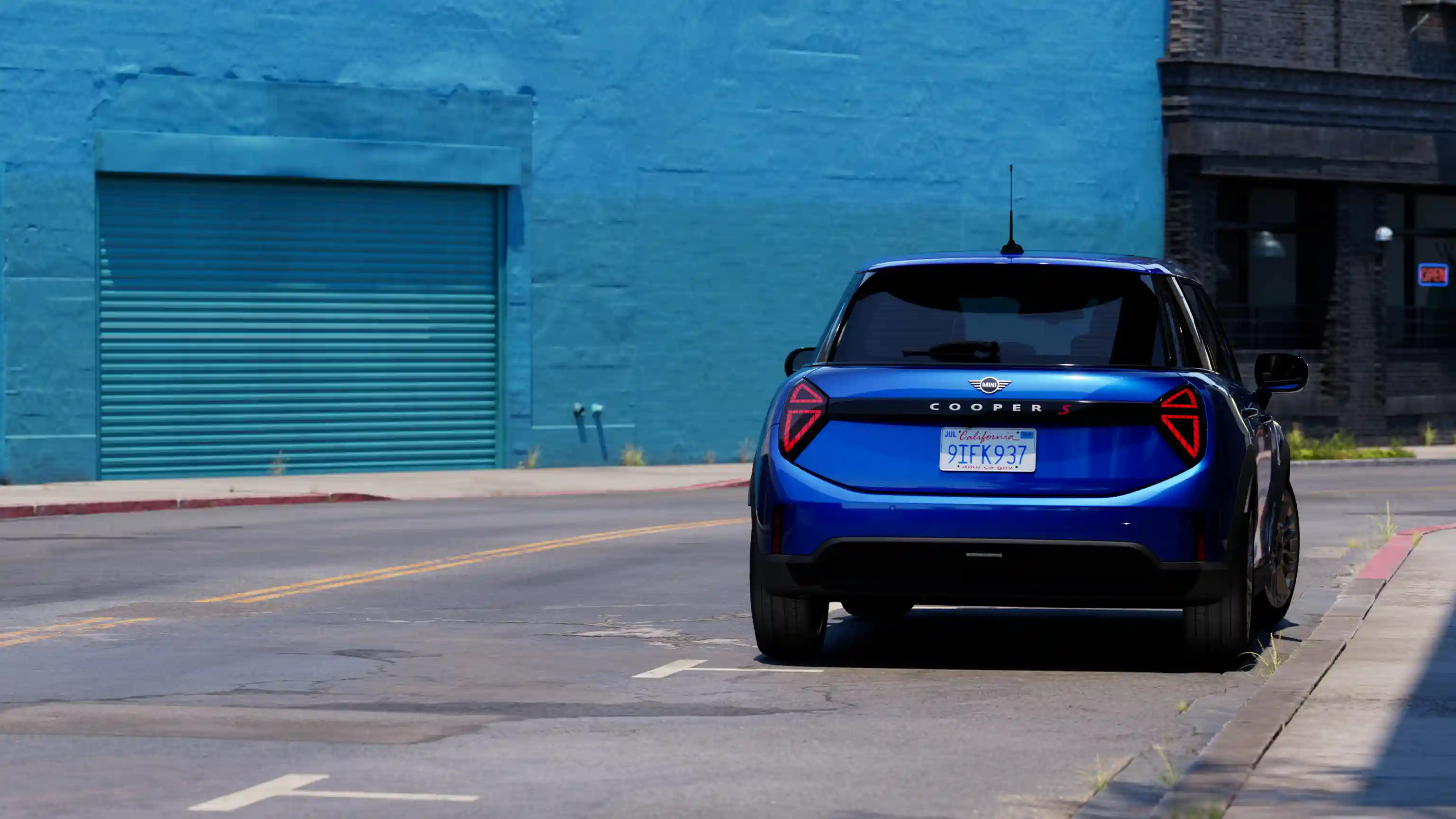 MINI Cooper 5-Door - financial services teaser